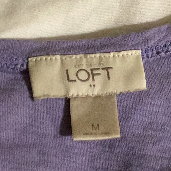 Loft soft purple short sleeve Top Med - Picture 4 of 4